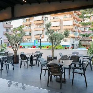 https://vila-franko.albaniahotels.org
